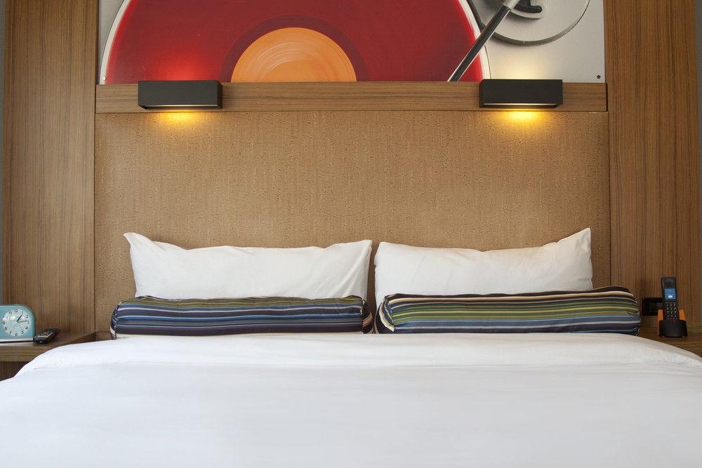 Aloft Miami Brickell Hotel Ngoại thất bức ảnh
